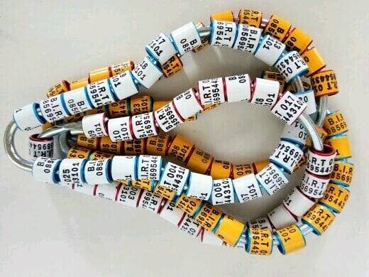 model-powder-coating-tulisan-dua-baris-atau-susun-warna-luar-putih-dan-kuning-dalam-merah-dan-biru-8767057